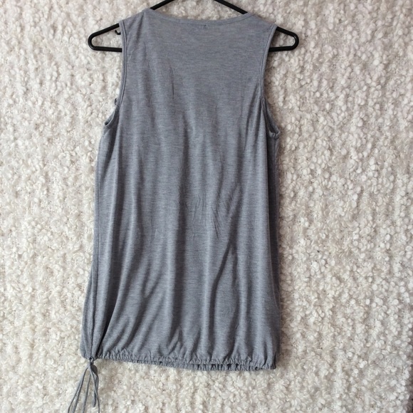 💥3 for $20💥 XXI top with lace and ruffle detail - Picture 2 of 6